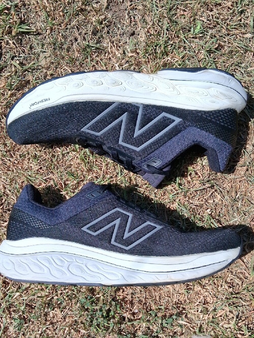 New Balance 880  Navy and White Women's Athletic Running Shoes